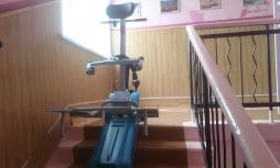 подъемник лестничный